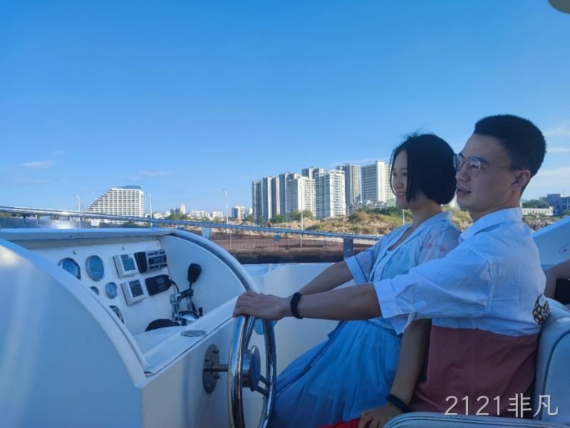 携手四载同行，欢聚三亚同庆